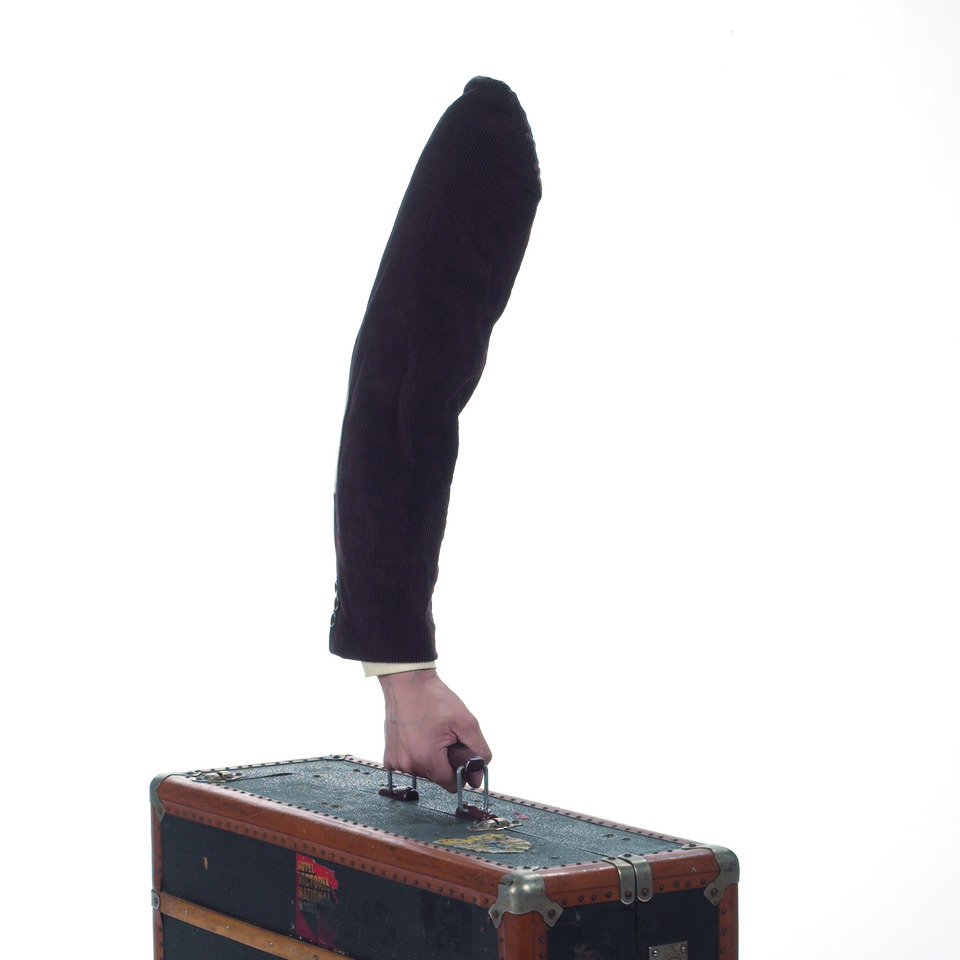 Last minute, 2006, Silicone, Fabric, Suitcase Edition_ 3, 120x80x30cm